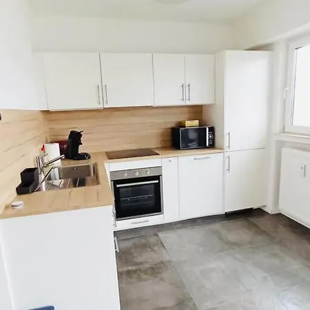 Charming 1 Bedroom Flat W Terrace&parking-67b Lägenhet